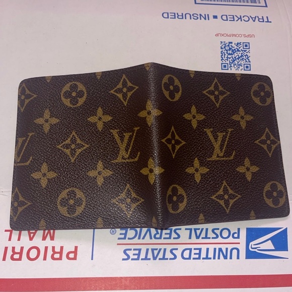 Vintage Louis Vuitton monogram wallet - Picture 3 of 13